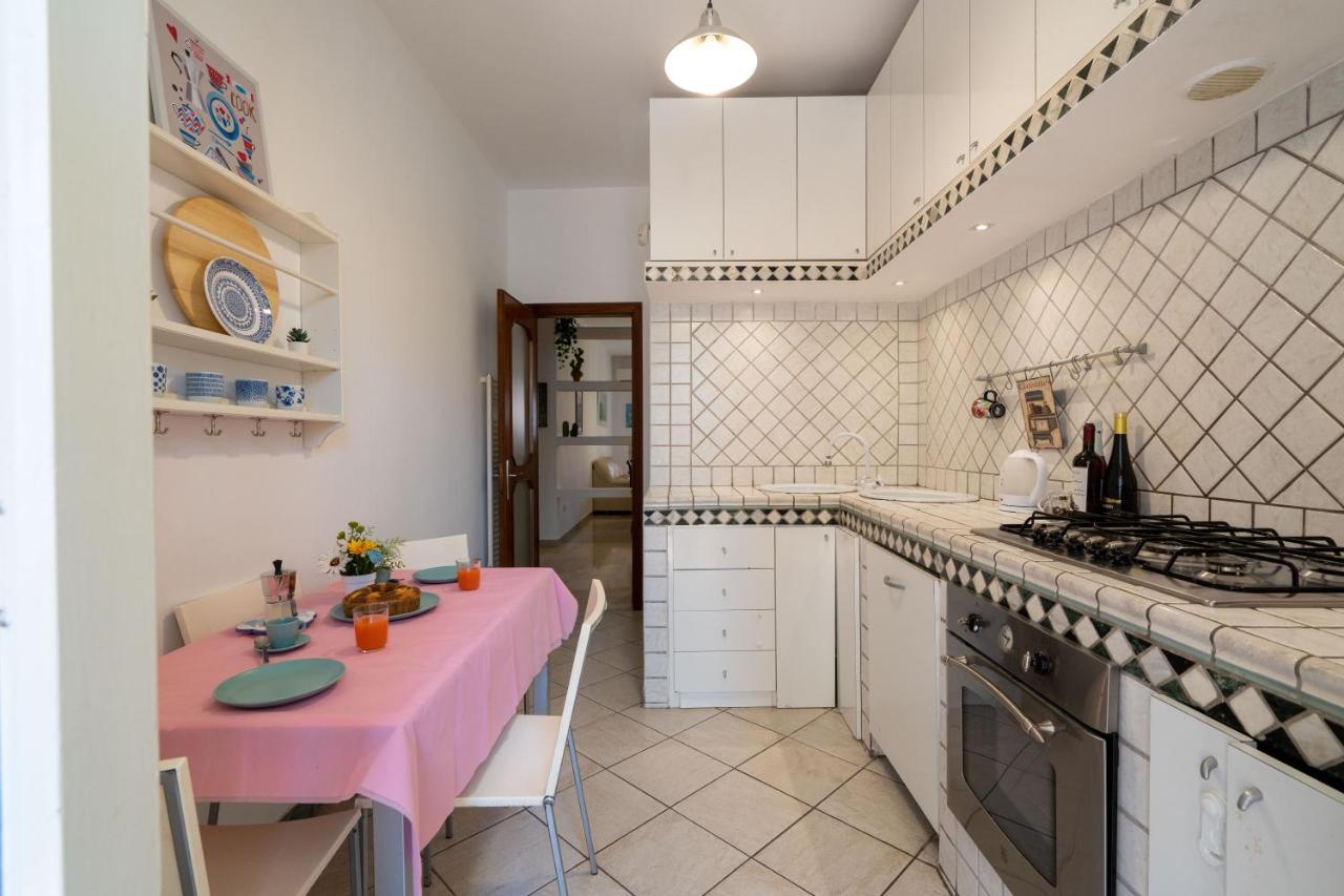 Universita & Stazione Airy Apartment With Parking Bari Esterno foto